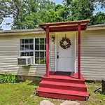 Monets Cottage In Hot Springs National Park