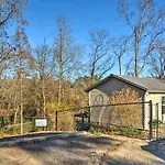 Cozy Mona Lisa Villa - Near Downtown Hot Springs