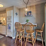 Hamiltons To-Do At The Lake Home With Pool Access