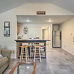 Hollywood Park Hot Springs Home Near Natl Park!