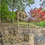 Luxurious Hot Springs Abode With Private Dock!