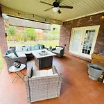 Lake Hamilton Pool House With Cabana And New Hot Tub!