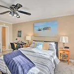 Stunning Hot Springs Condo On Lake Hamilton!