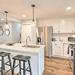Pet-Friendly Hot Springs Home About 6 Mi To Natl Park