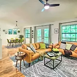 Hot Springs Home With Deck And Resort Amenities!