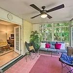 Charming Hot Springs Home With Sunroom And Yard