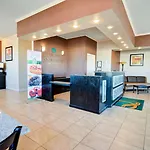 Quality Inn & Suites Hot Springs-Lake Hamilton