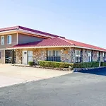 Quality Inn & Suites Hot Springs-Lake Hamilton