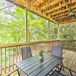 Historic Hot Springs Home Near Bathhouse Row!