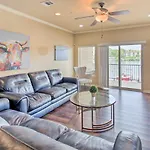 Lakefront Hot Springs Condo With Balcony And Boat Slip