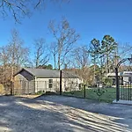 Cozy Mona Lisa Villa - Near Downtown Hot Springs