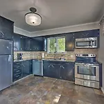 Lakefront Hot Springs Home With Hot Tub And Dock!