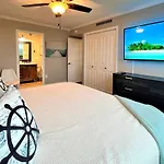 Updated Lake Daze Condo With Amazing Pool!