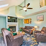 Hot Springs Home With Deck Near Ouachita River!