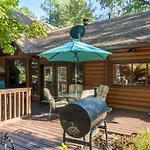 Luxury Rock Creek Cabin W Deck By Lake Hamilton