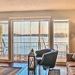 Sunset-View Resort Condo On Lake Hamilton!