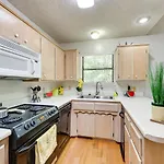 Lakefront Hot Springs Home With Furnished Deck!