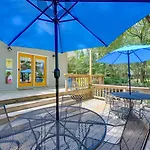 Lakefront Hot Springs Home With Furnished Deck!