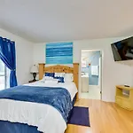 Lakefront Hot Springs Home With Furnished Deck!
