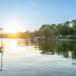 The Art House On The Lake