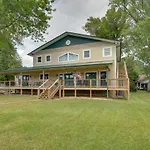 Waterfront Hot Springs Home 19 Mi To Natl Park!