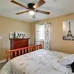 Waterfront Hot Springs Home 19 Mi To Natl Park!