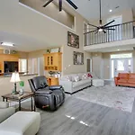 Waterfront Hot Springs Home 19 Mi To Natl Park!