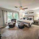 Long Island Condo