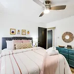 Pet-Friendly Hot Springs Home Walk To Oaklawn!