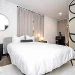 Walk To Bathhouses, Restaurants, Heart Of Downtown, Room # 303