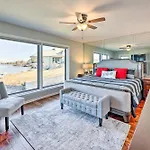 Waterfront Hot Springs Condo With Pool Access!
