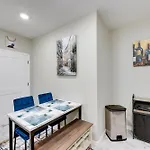 Pet-Friendly Home, Near Hot Springs National Park!