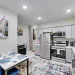 Pet-Friendly Home, Near Hot Springs National Park!