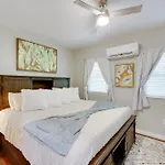 Pet-Friendly Home, Near Hot Springs National Park!