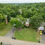 Rockwell Retreat - Pool, Hot Tub, Sleeps 18+