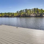 Lakefront Hot Springs Home With Swim Dock!