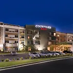 Courtyard By Marriott Hot Springs