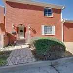 Hot Springs Home With Pool - Half Mile To Oaklawn!