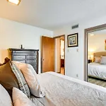 Hot Springs Resort Condo With Pool And Lake Access!