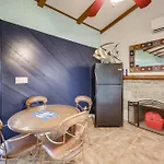 Tranquil Hot Springs Home With Lake And Dock Access!