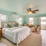Tranquil Hot Springs Home With Lake And Dock Access!