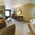 Comfort Suites Near Hot Springs Park