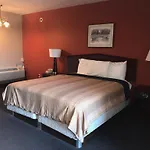 Red Carpet Inn
