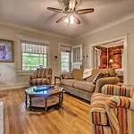 Spacious And Updated 1920S Hsnp Craftsmen Home