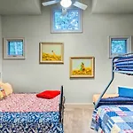 Lake Hamilton Home, 5 Min To Oaklawn Race Track!