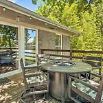 Lakefront Hot Springs Home With Updated Deck And Dock!