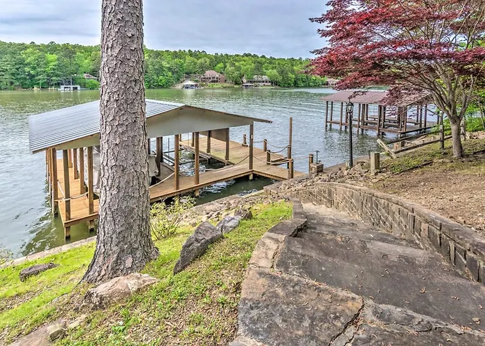 Luxurious Hot Springs Abode With Private Dock!