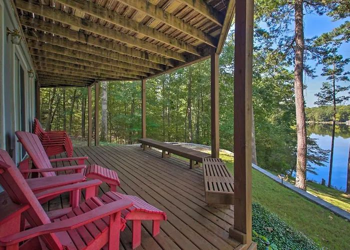 Lakefront Hot Springs Home With Dock And Kayaks