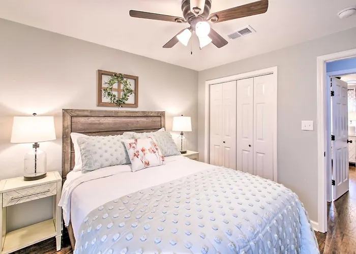 Pet-Friendly Hot Springs Home About 6 Mi To Natl Park