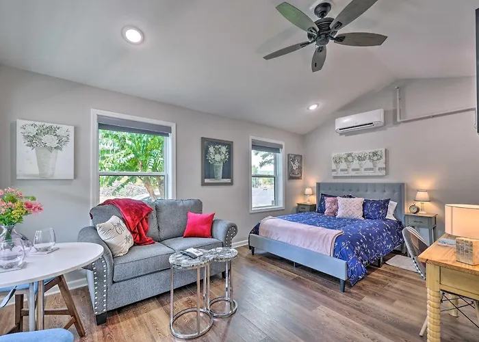 Uptown Hot Springs Cottage 1 By Bathhouse Row